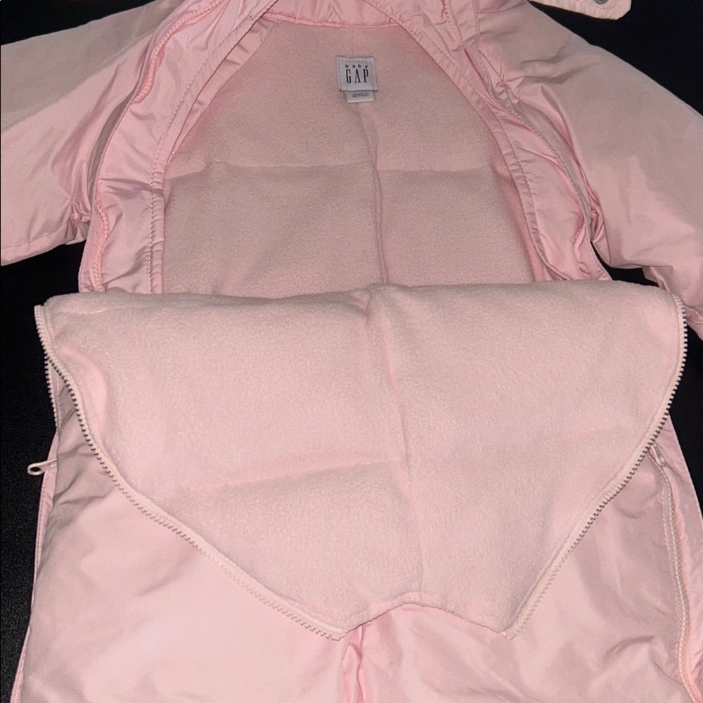 Baby Gap Infant Down Snowsuit.  Size 6-12 Months - Picture 12 of 13